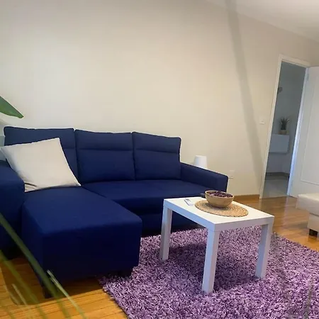 Piso En Xinzo, Luminoso Centrico, Tres Apartamento Xinzo de Limia